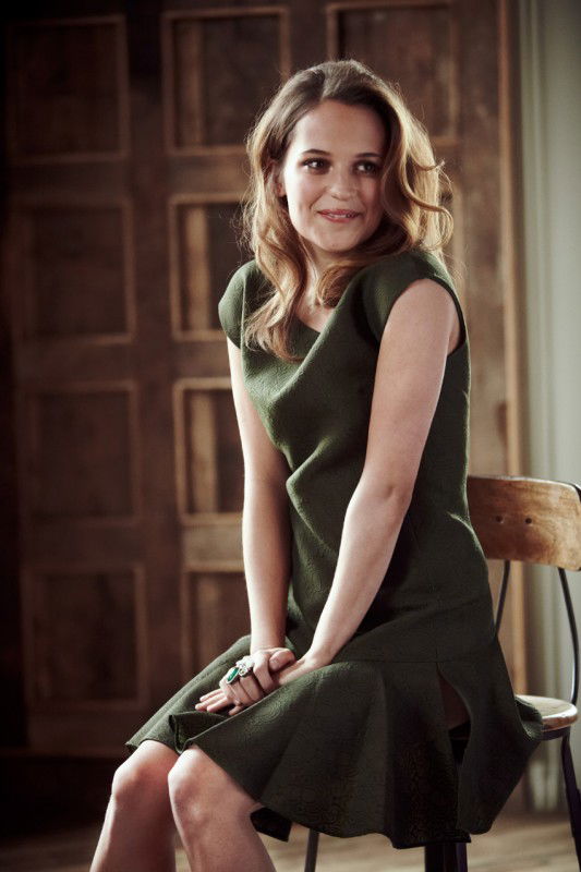 Alicia Vikander #96837