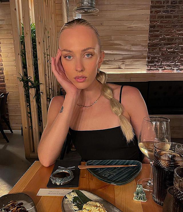 Anni Harjunpaa #97706