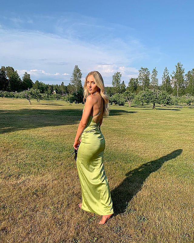 Anni Harjunpaa #97712