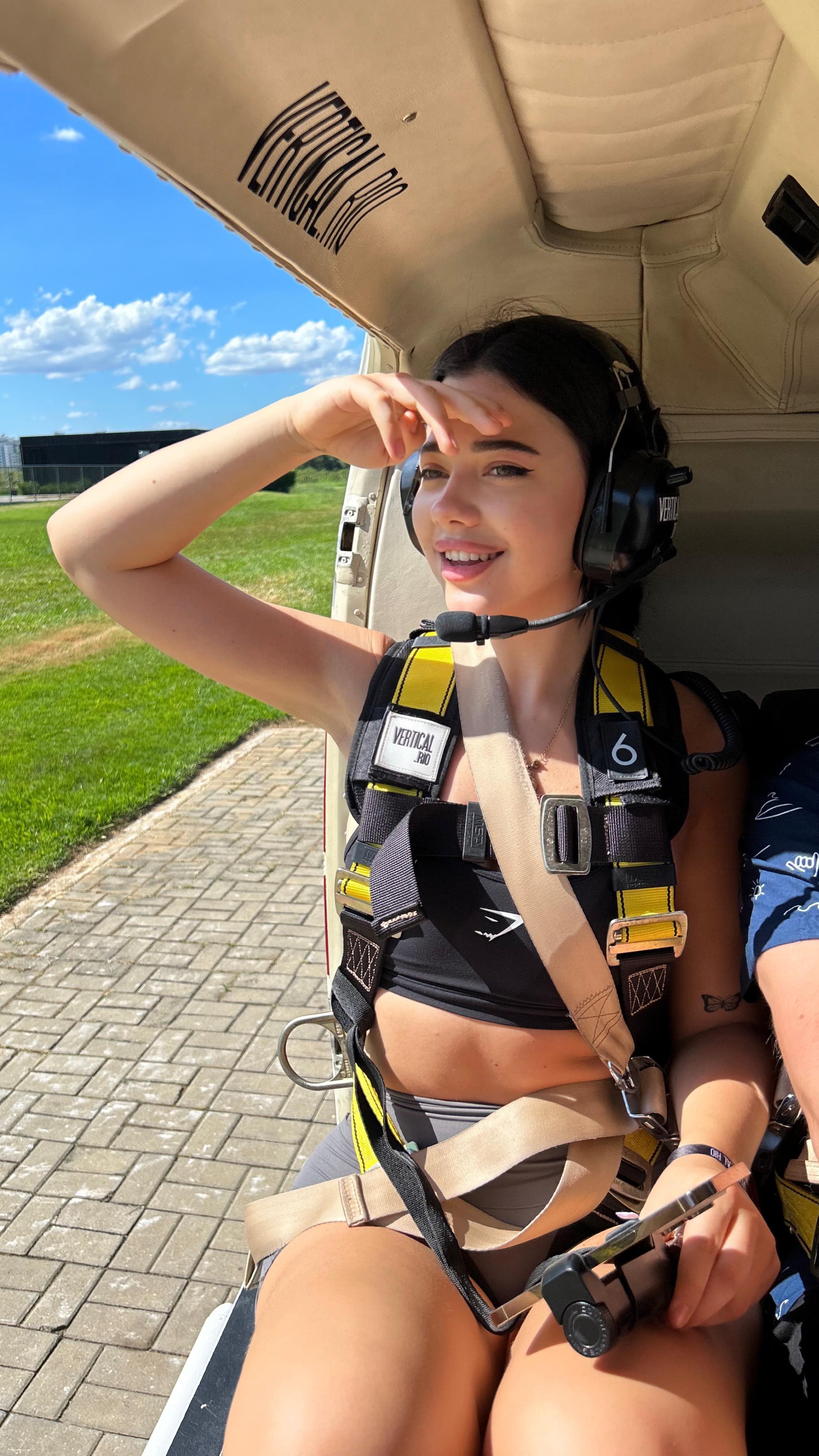 Vanessa Reinhardt #34020