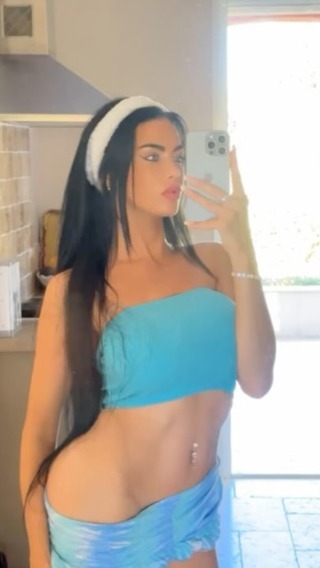 Stella Versini #34155