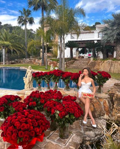 Demi Rose photo 9035