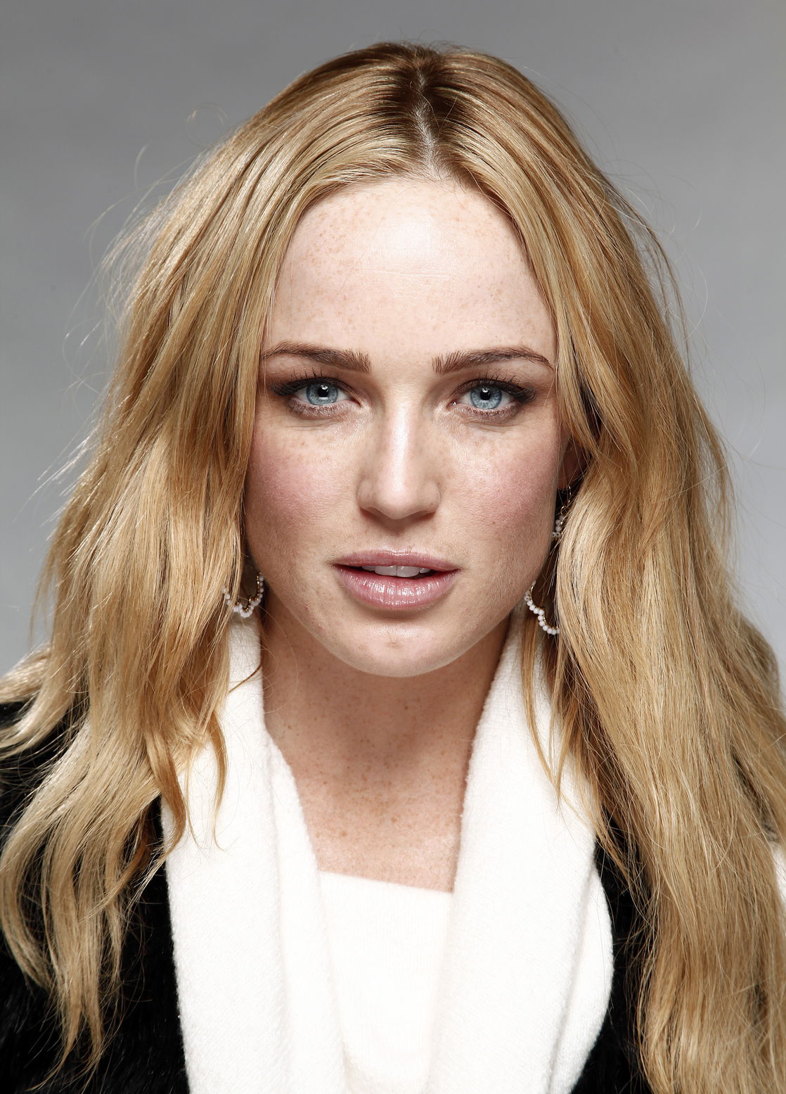 Caity Lotz #100432