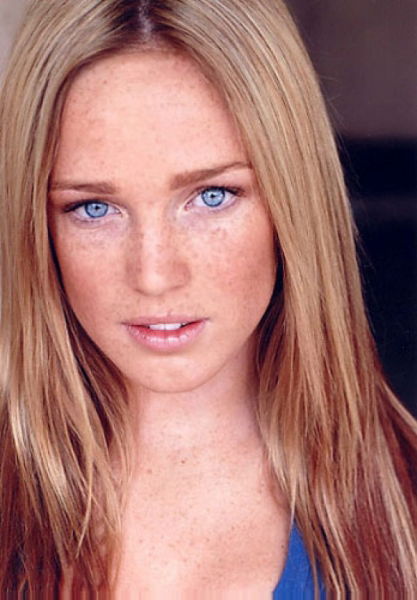 Caity Lotz #100446