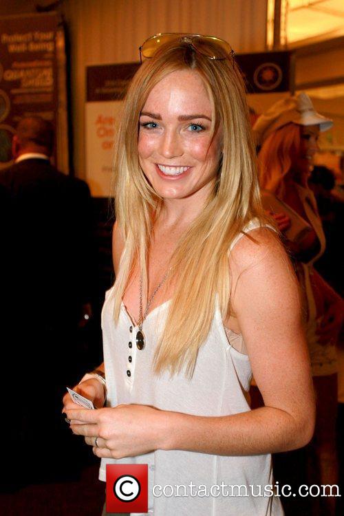 Caity Lotz #100460