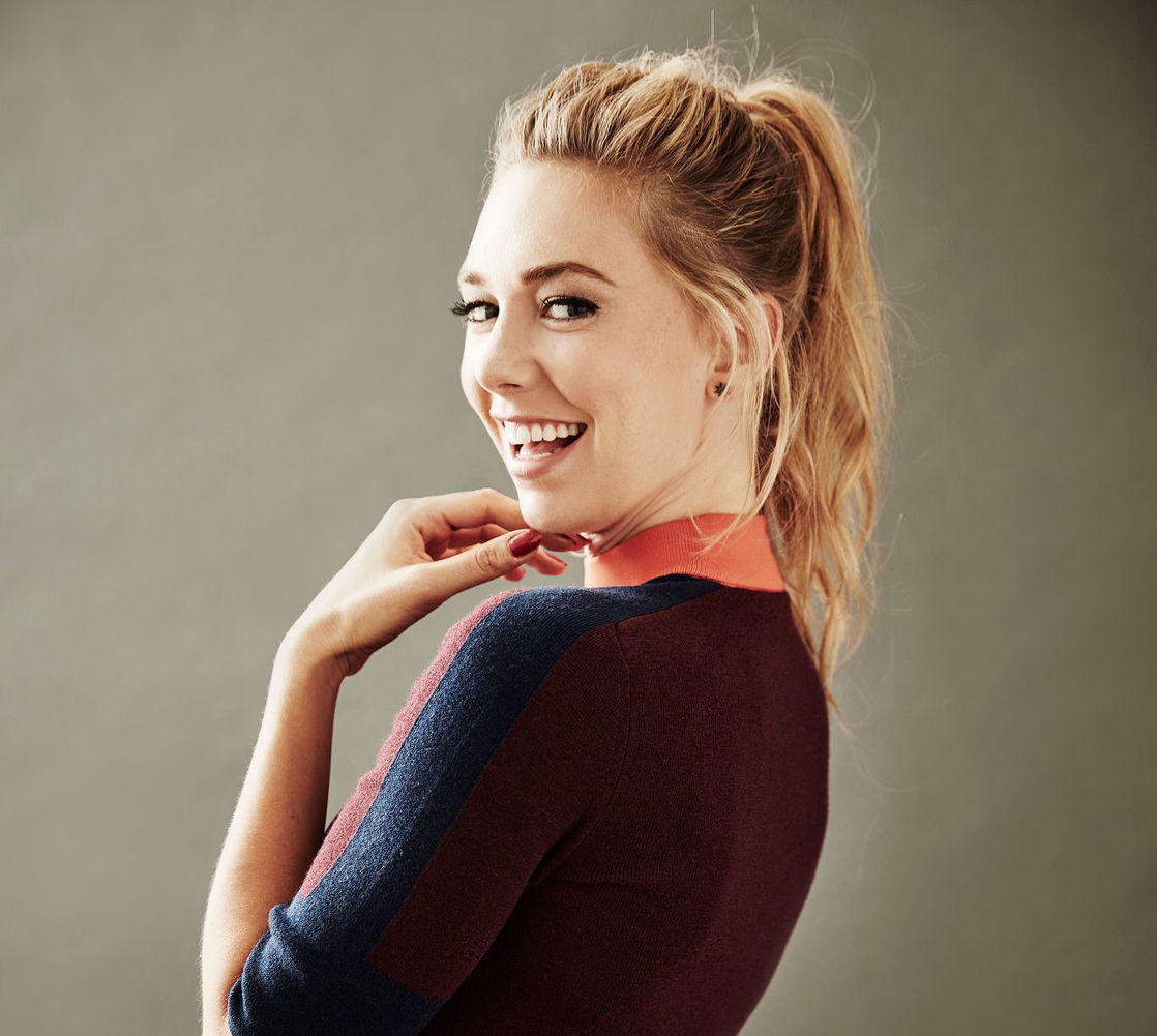 Vanessa Kirby #100803