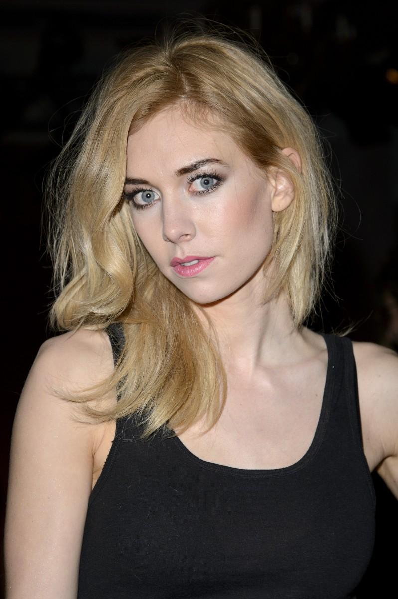 Vanessa Kirby #240849
