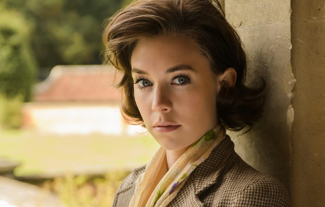 Vanessa Kirby #240855