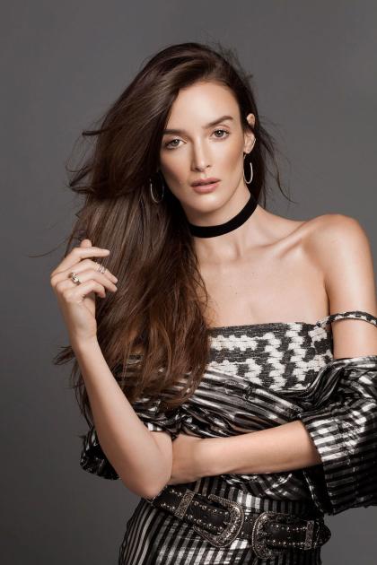 Charlotte Le Bon photo 101213