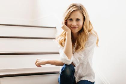 Claire Coffee photo 101513