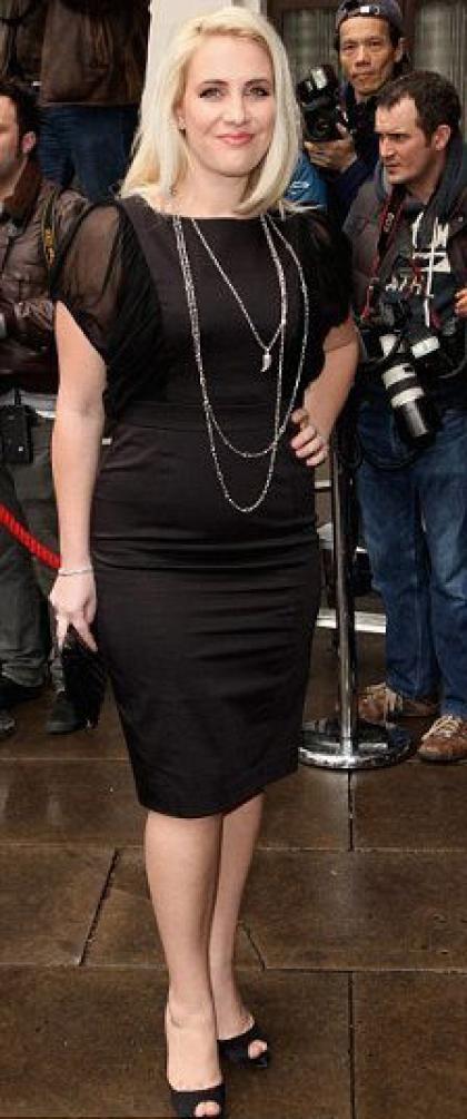 Claire Richards photo 101577