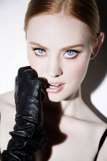 Deborah Ann Woll photo 101780