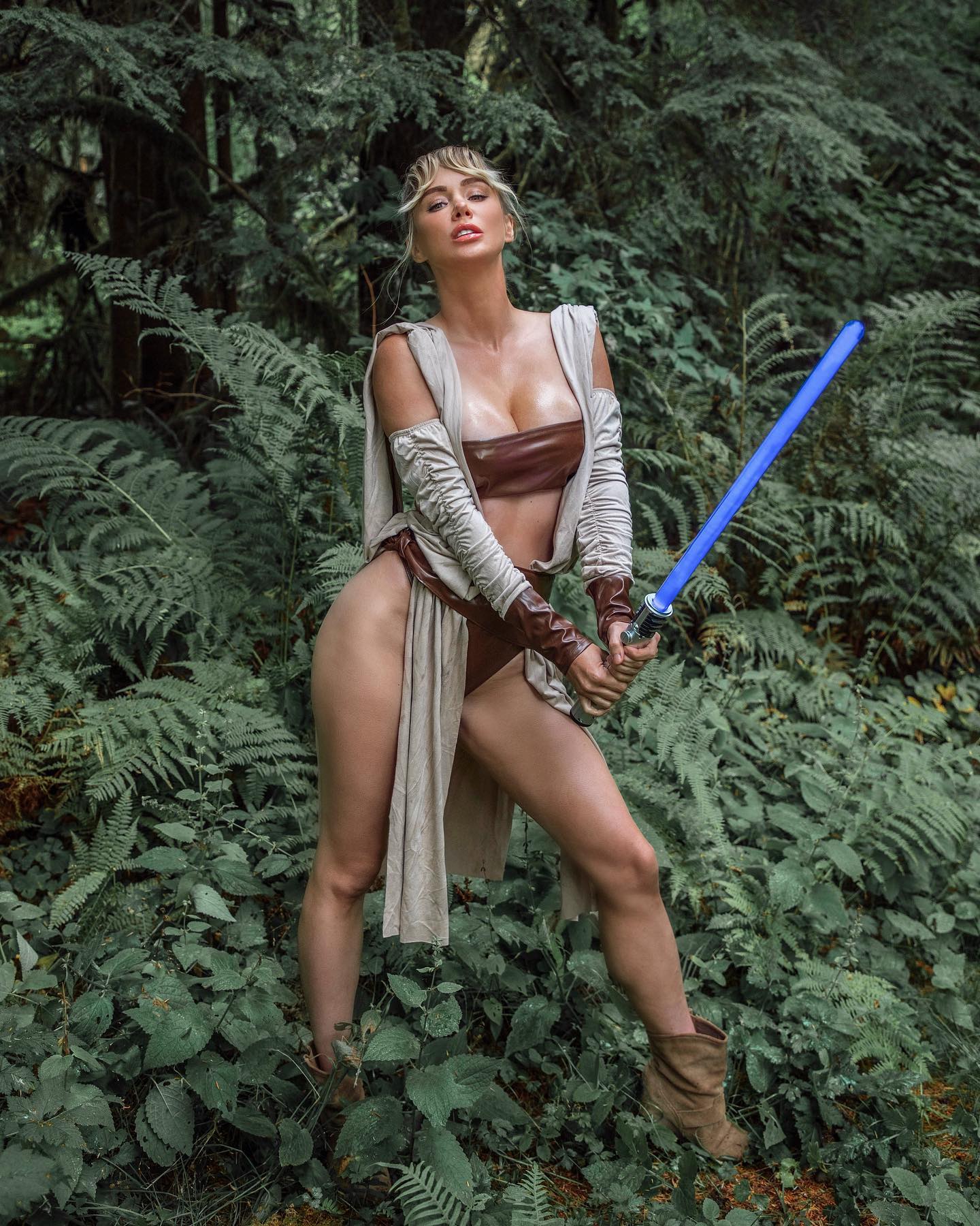 Sara Underwood #102327