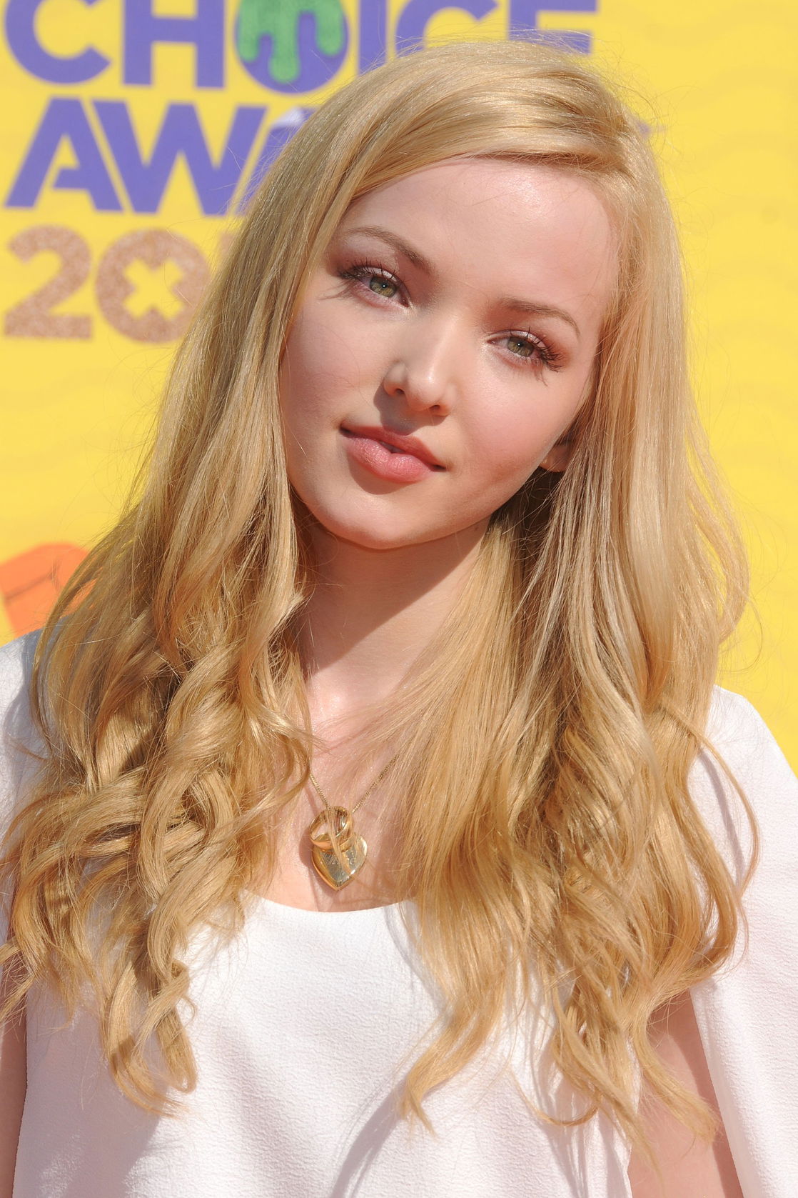 Dove Cameron #102680