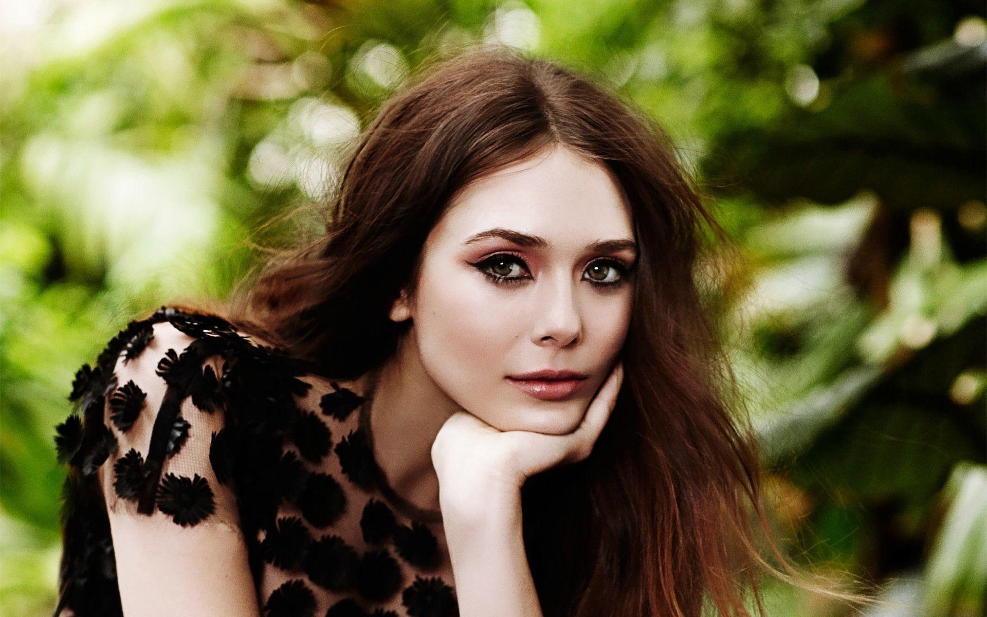 Elizabeth Olsen #238913