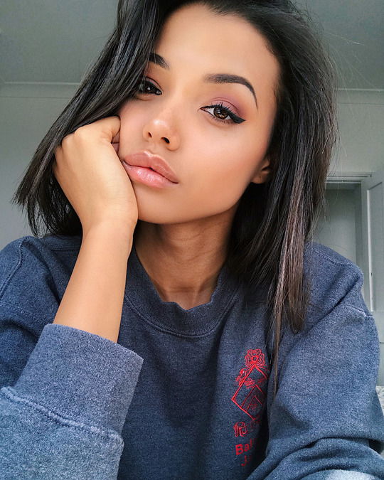 Ella Balinska #102915