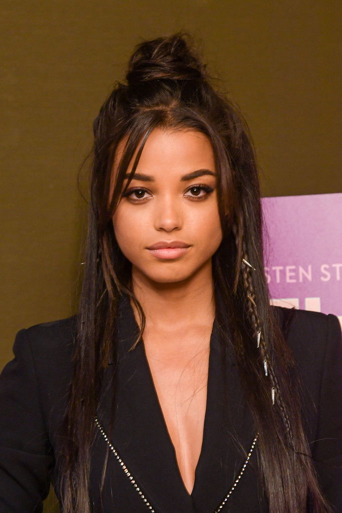 Ella Balinska #102920