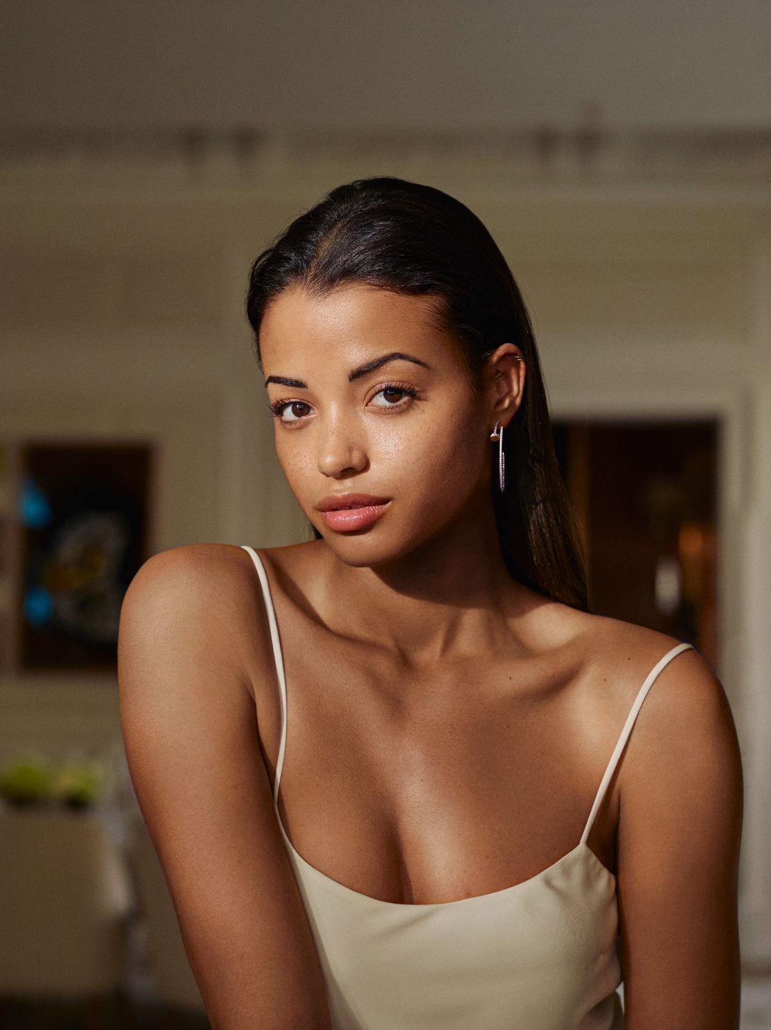 Ella Balinska #102947