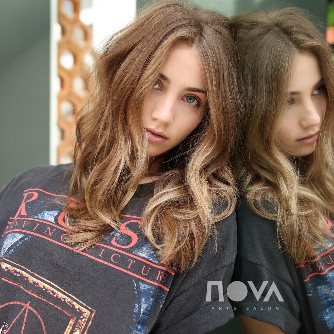 Emily Rudd #103080