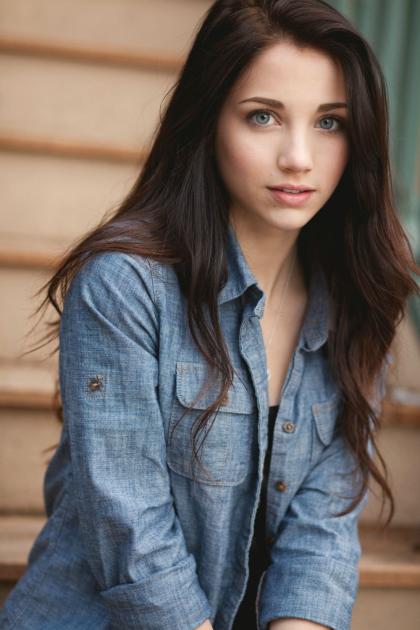 Emily Rudd photo 103051
