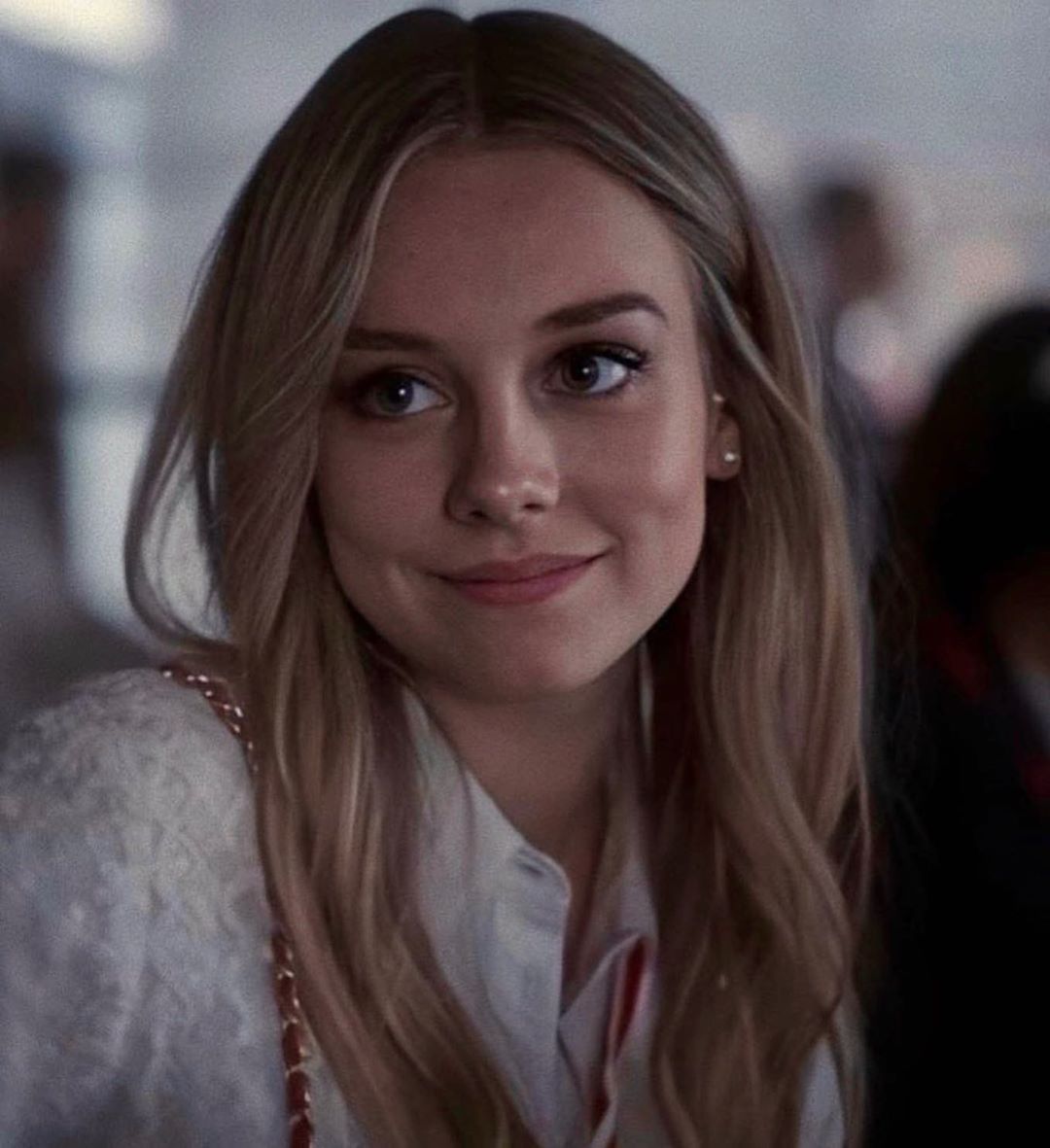 Ester Exposito #103244