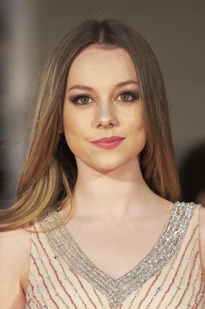 Ester Exposito #103256