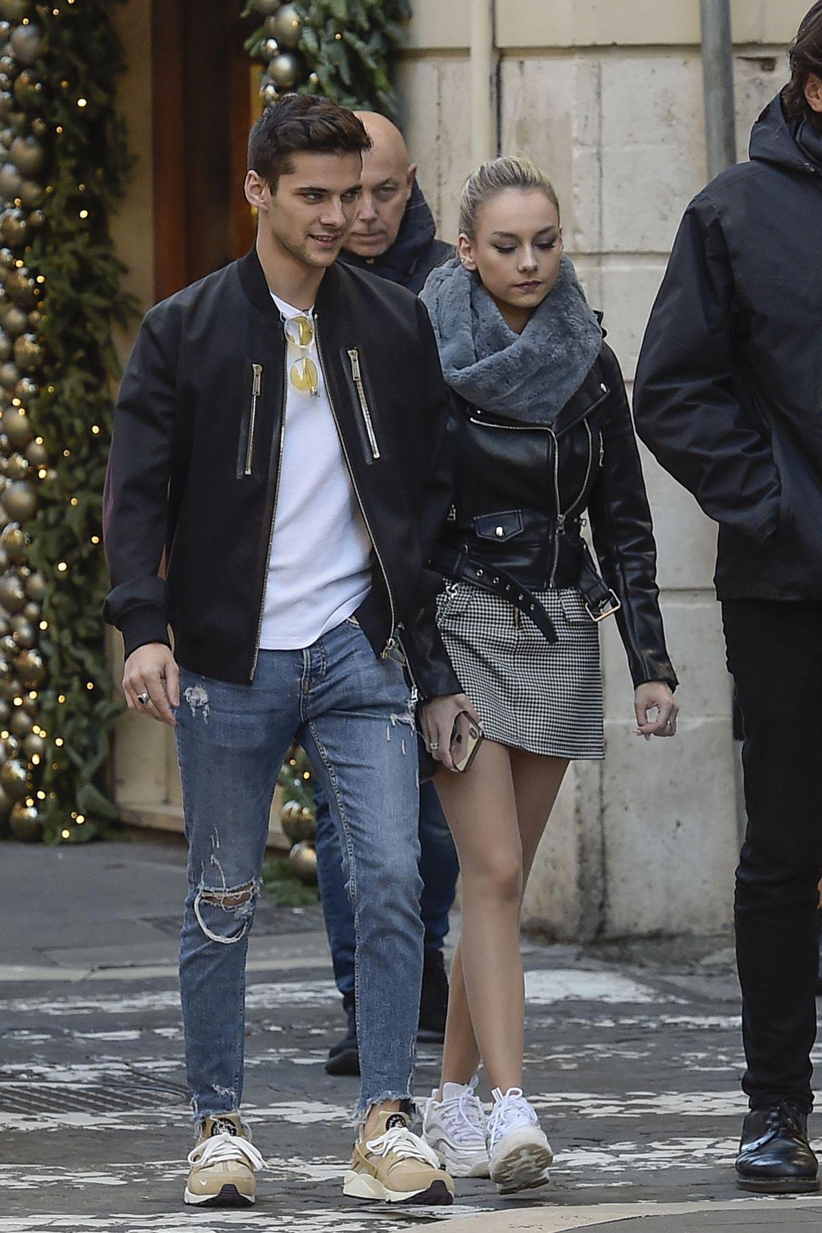 Ester Exposito #239148