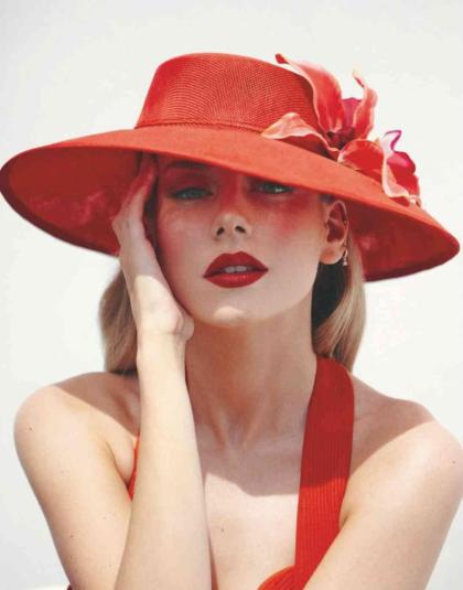 Ester Exposito photo 103283