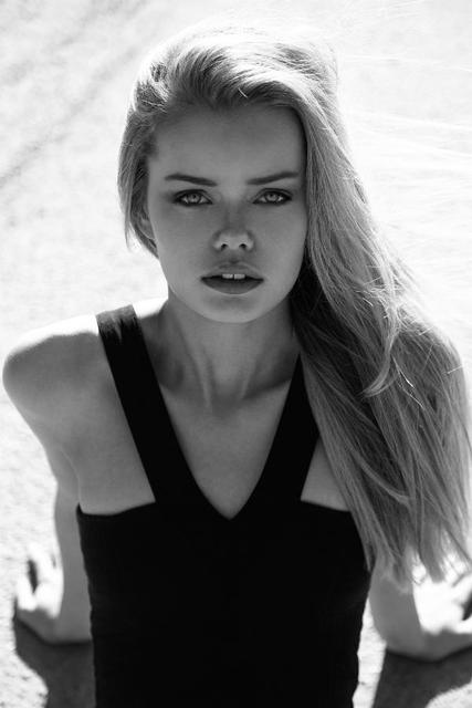 Frida Aasen #103850