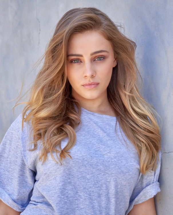 Josephine Langford #105527