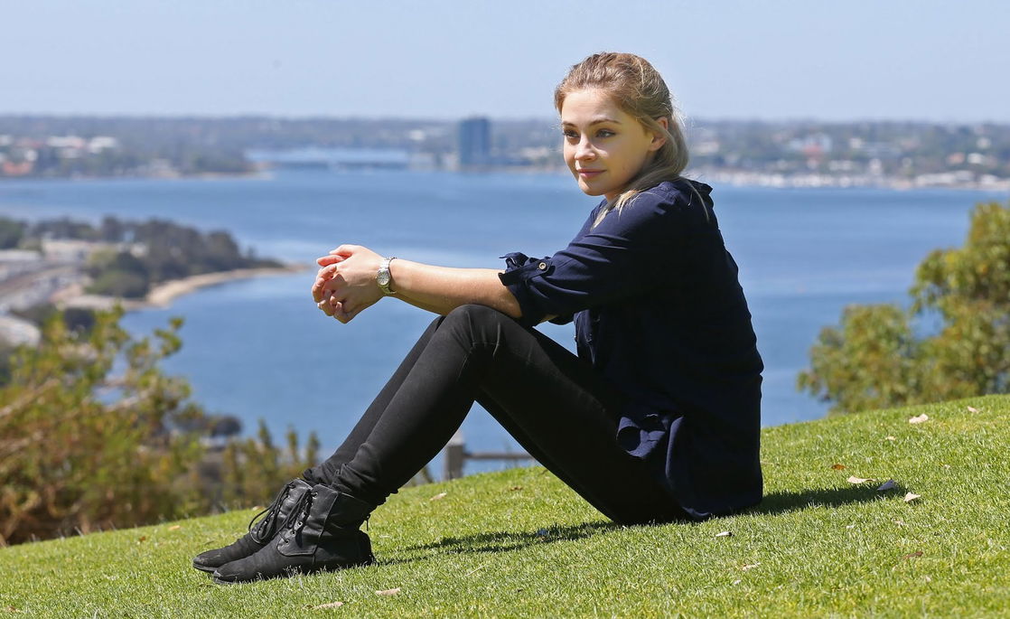 Josephine Langford #105537