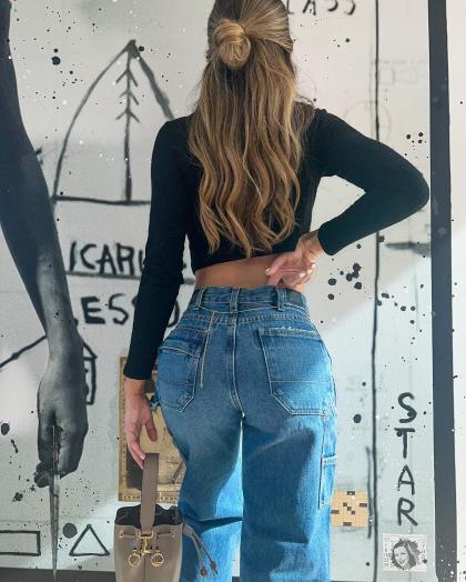 Lyna Perez photo 9478