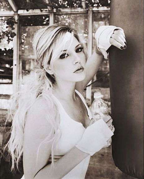 Katheryn Winnick #106222