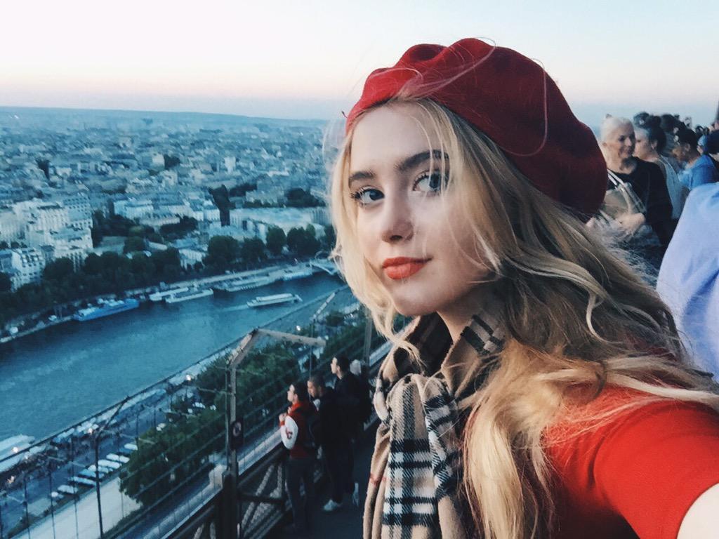 Kathryn Newton #239437