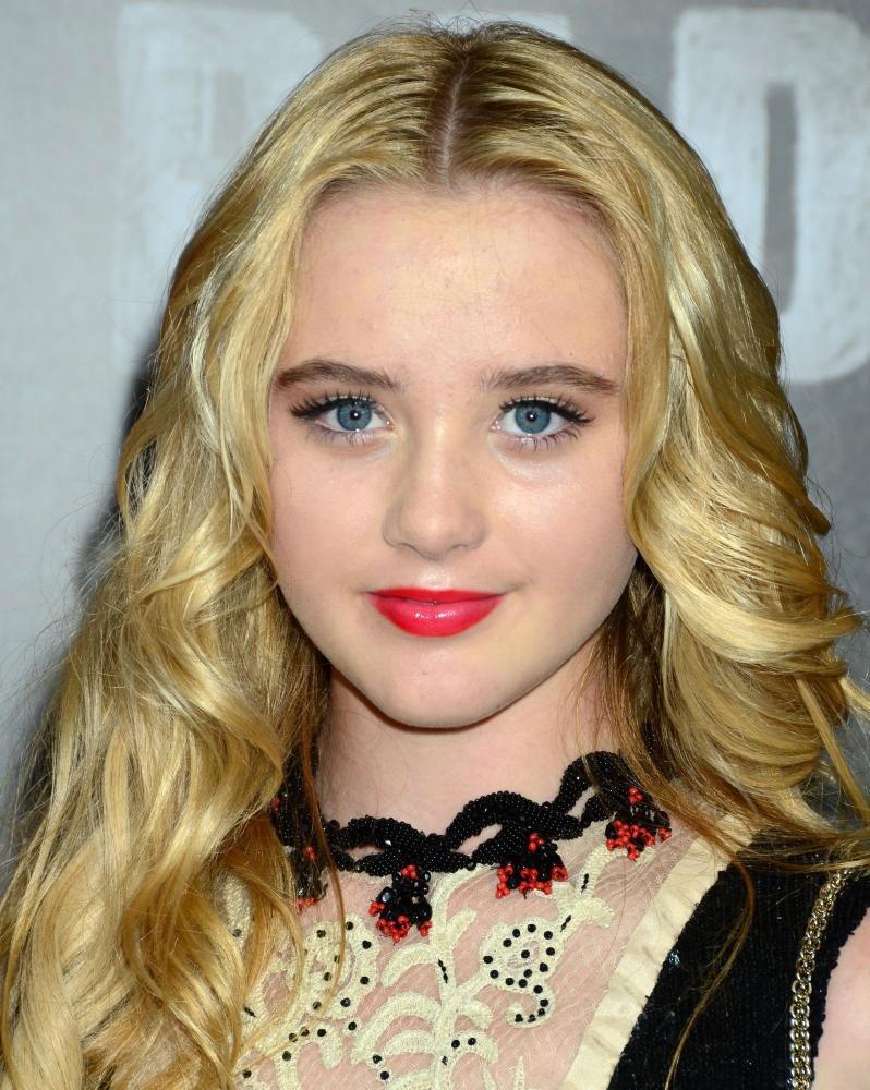 Kathryn Newton #239445