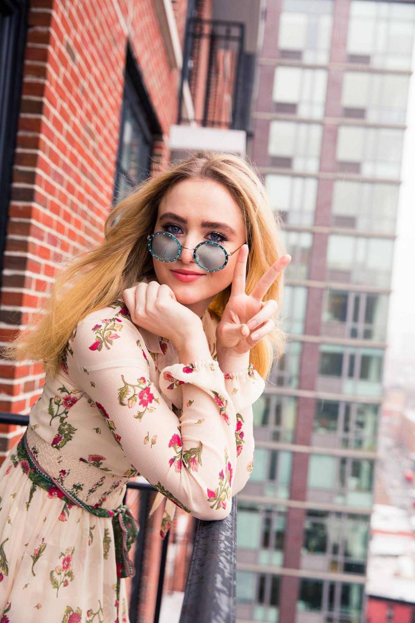 Kathryn Newton #239449