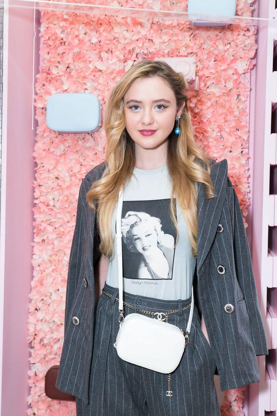 Kathryn Newton #239477