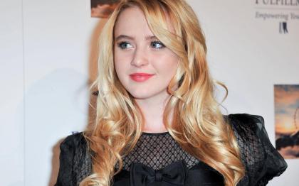 Kathryn Newton photo 239455