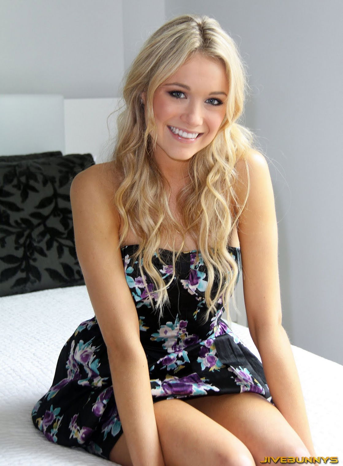 Katrina Bowden #106366