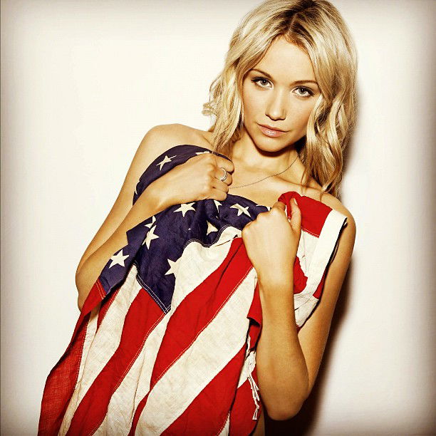 Katrina Bowden #106370