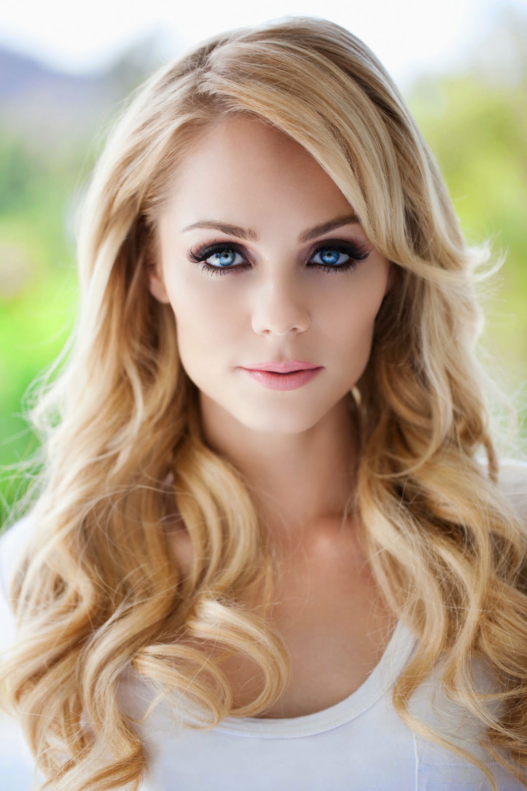 Laura Vandervoort #106799