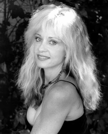 Linnea Quigley #107090