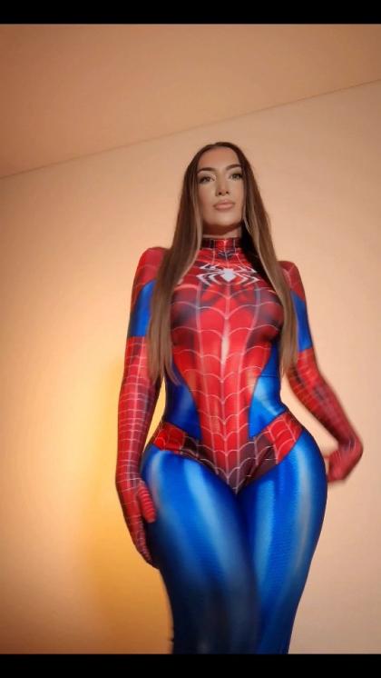 Stephanie Collier photo 9547