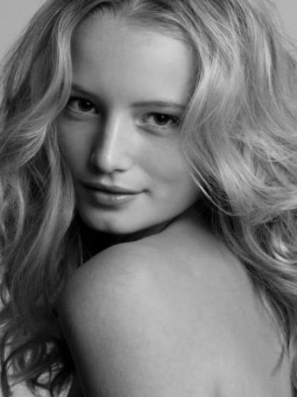 Maud Welzen photo 108008