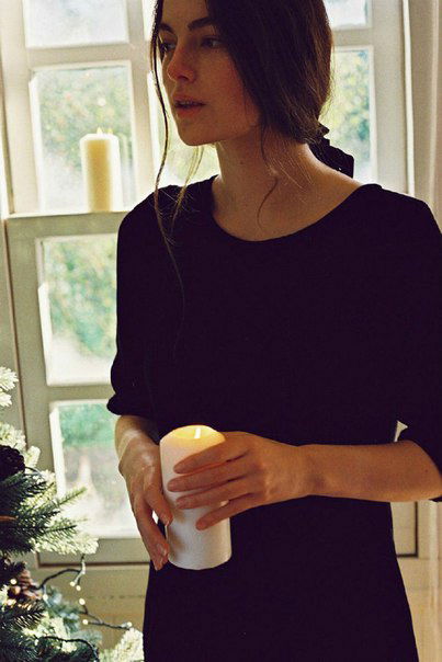 Millie Brady #108551