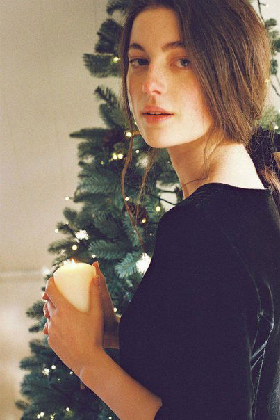 Millie Brady #108552