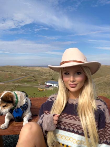 Jessica Weaver photo 258152