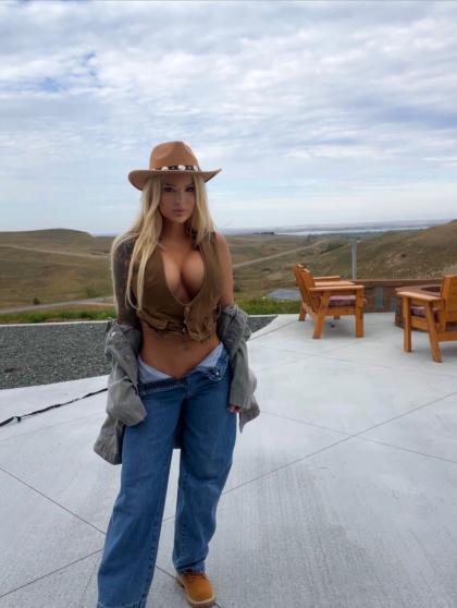 Jessica Weaver photo 258153