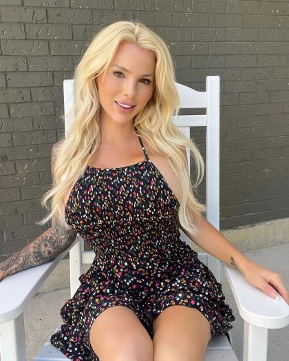 Jessica Weaver photo 9681