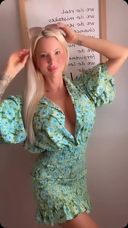 Jessica Weaver photo 9693